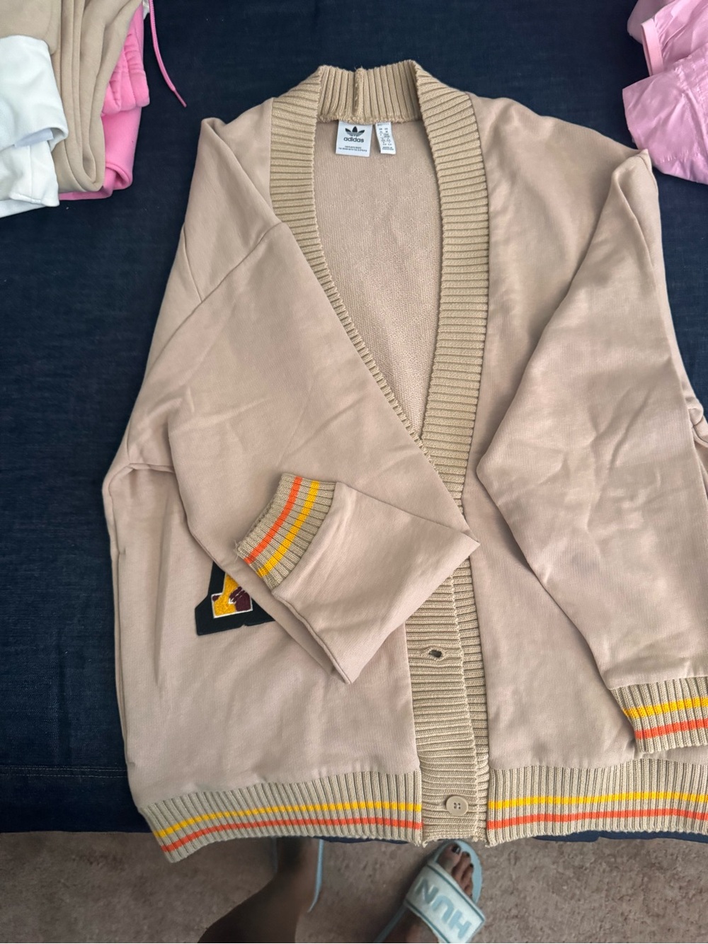 The adidas Originals Class of 72 Cardigan originally retailed for $85. Unisex - Picture 4 of 7